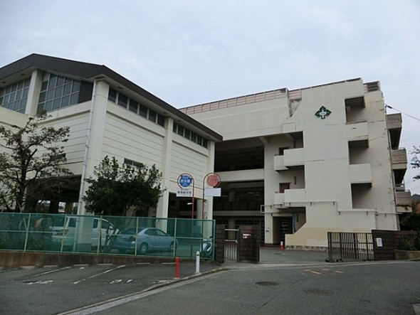 中学校 1600m 横浜市立森中学校