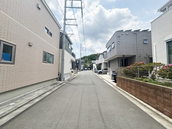 前面道路含む現地写真