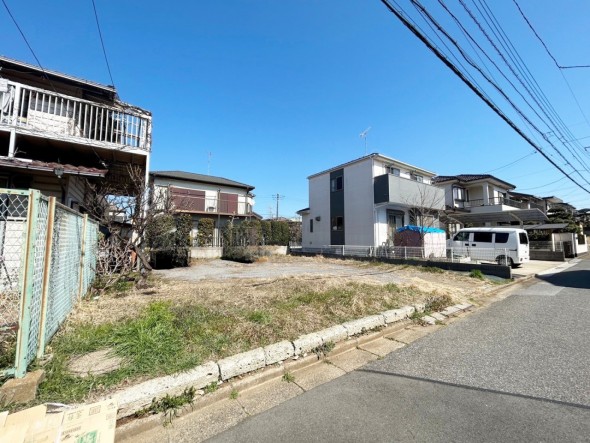 周辺は閑静な住宅街につき落ち着いた環境です。