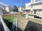 爽やかな青空の下に贅沢なほどに降り注ぐ陽光、豊かな居住性と、クオリティが見事に調和した住空間は、住まうことの喜びを感じさせてくれ