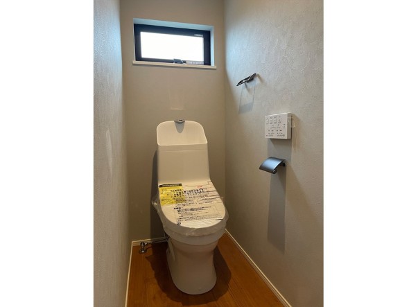 ウォシュレット機能付きトイレ