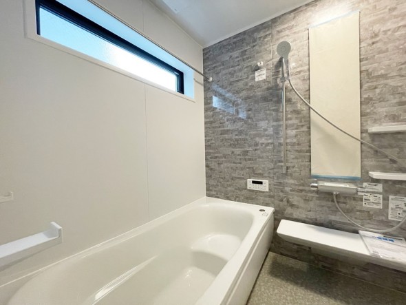 内装 1日の疲れを癒すバスルーム。