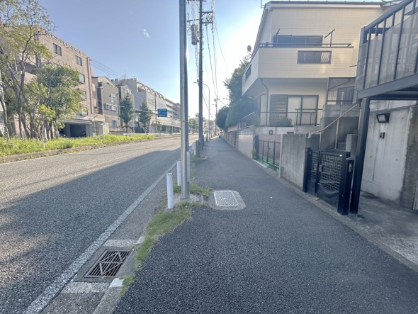 前面道路含む現地写真