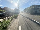 前面道路が広くお車の出し入れもスムーズ