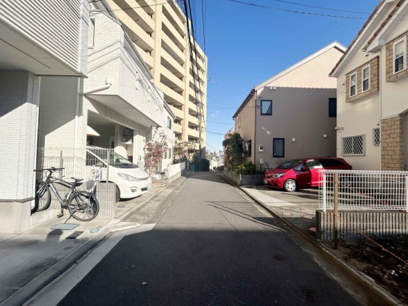 前面道路含む現地写真