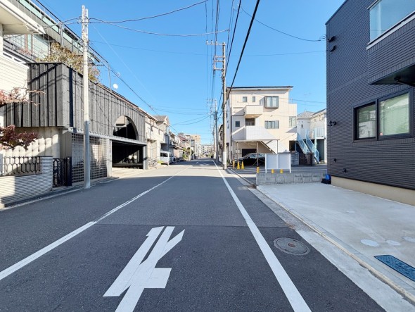 前面道路含む現地写真