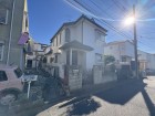 周辺は閑静な住宅街につき落ち着いた環境です。