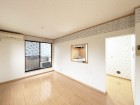 家族と過ごす時間を大切にしたい方にぴったりの明るくゆとりある住空間です。
