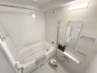 内装 1日の疲れを癒すバスルーム。