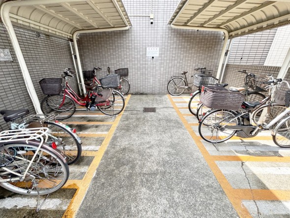 駐輪場