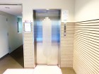 エレベーター付きのマンションのためお買い物のお荷物なども楽々お部屋まで運べます。