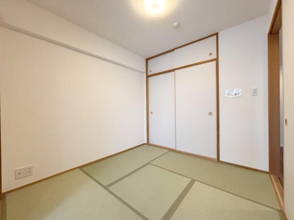 客間やお子様の遊び場として多用途にお使い頂けます。  
