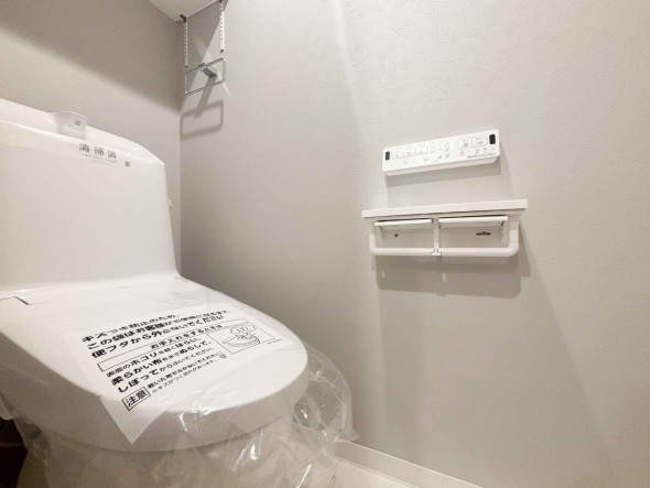 ウォシュレット機能付きトイレ