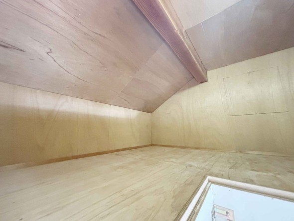 小屋裏収納