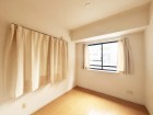サービスルーム5帖。十分な広さがあるので居室としても。