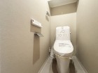 ウォシュレット機能付きトイレ