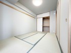 客間やお子様の遊び場として多用途にお使い頂けます。  