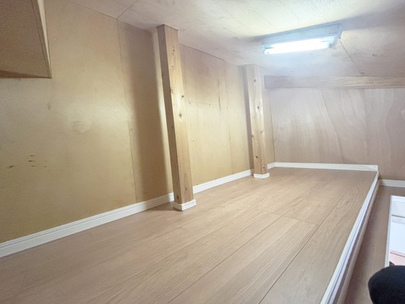 小屋裏収納