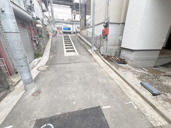 前面道路含む現地写真