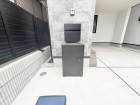 玄関前