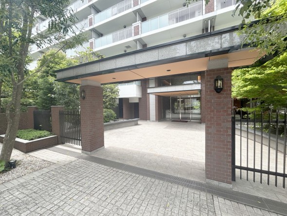 マンション入口