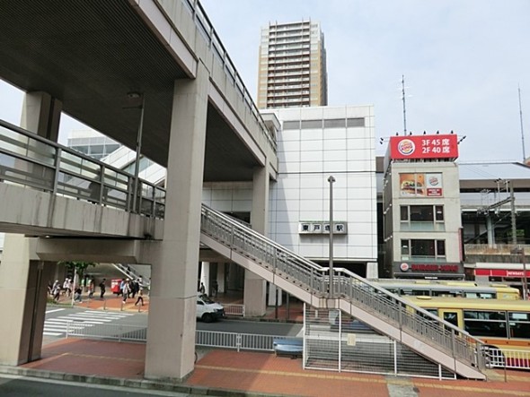 駅 450m JR東戸塚駅