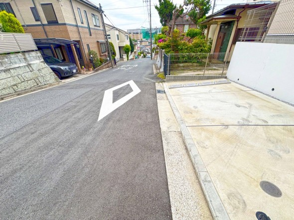 前面道路含む現地写真