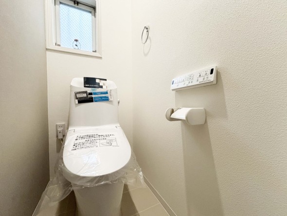 ウォシュレット機能付きトイレ