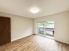 洋室8帖。一日の疲れをいやしてくれる主寝室。時を忘れて過ごす場所として過ごせるお部屋です。