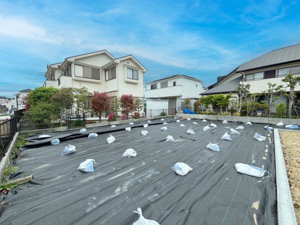 建築条件なしの売地です。お好きなハウスメーカーで建築していただけます。