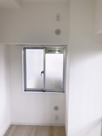 明るくあたたかな居室では、朝の目覚めも気持ちよく起きられます。