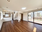 家族と過ごす時間を大切にしたい方にぴったりの明るくゆとりある住空間です。