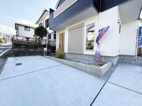 周辺は閑静な住宅街につき落ち着いた環境です。