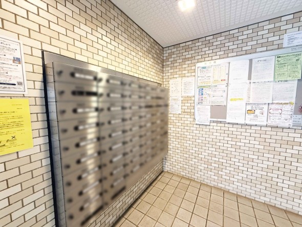 住戸専用の郵便受け。