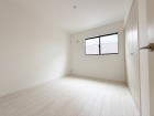 洋室5.3帖。感性を育むプライベートルームはシンプルでスマートな空間。