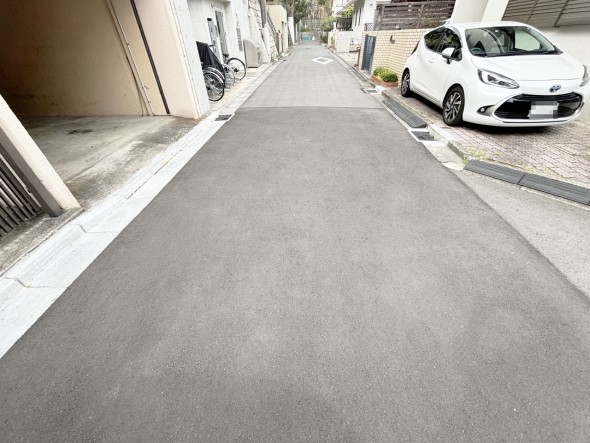 前面道路含む現地写真