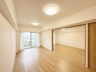 家族と過ごす時間を大切にしたい方にぴったりの明るくゆとりある住空間です。