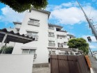 爽やかな青空の下に贅沢なほどに降り注ぐ陽光、豊かな居住性と、クオリティが見事に調和した住空間は、住まうことの喜びを感じさせてくれ
