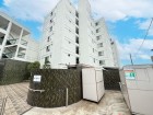 爽やかな青空の下に贅沢なほどに降り注ぐ陽光、豊かな居住性と、クオリティが見事に調和した住空間は、住まうことの喜びを感じさせてくれ