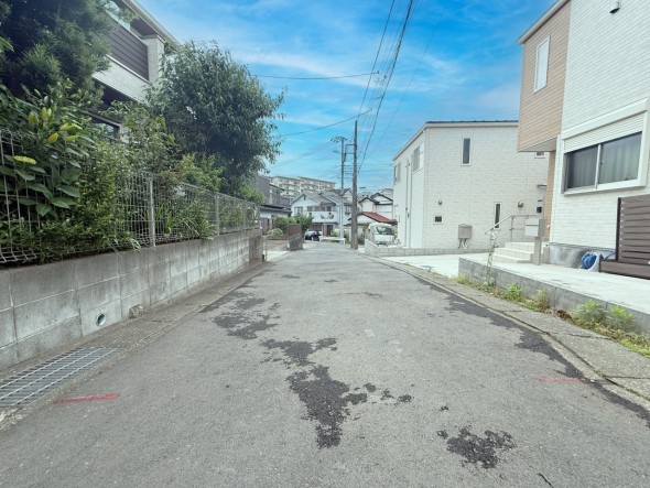 前面道路含む現地写真