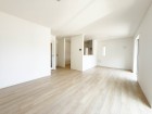 LDK19.5帖。のびのびとくつろげるリビングは、家族のコミュニケーションの場として、みんなが集まる一番の場所に。