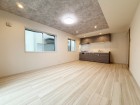 家族と過ごす時間を大切にしたい方にぴったりの明るくゆとりある住空間です。