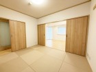 客間やお子様の遊び場として多用途にお使い頂けます。  