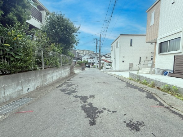 前面道路含む現地写真