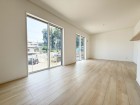 みんなが集い、食事と楽しい会話が始まるダイニング。