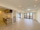 家族と過ごす時間を大切にしたい方にぴったりの明るくゆとりある住空間です。