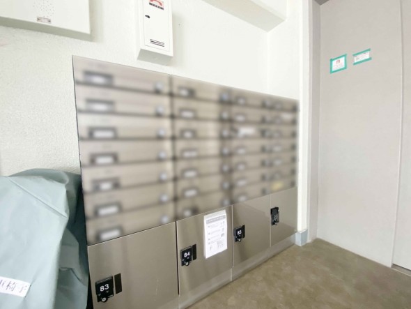 住戸専用の郵便受け。