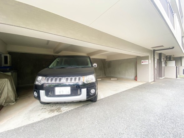 敷地内駐車場