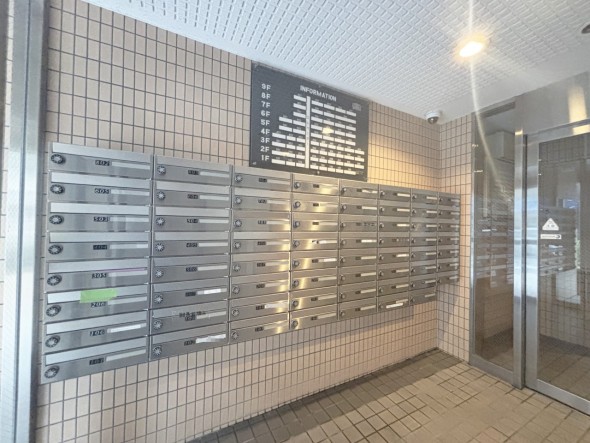 住戸専用の郵便受け。