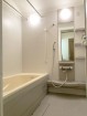 一日の疲れが癒される優雅なバスタイムを堪能できるゆとりあるバスルームです。